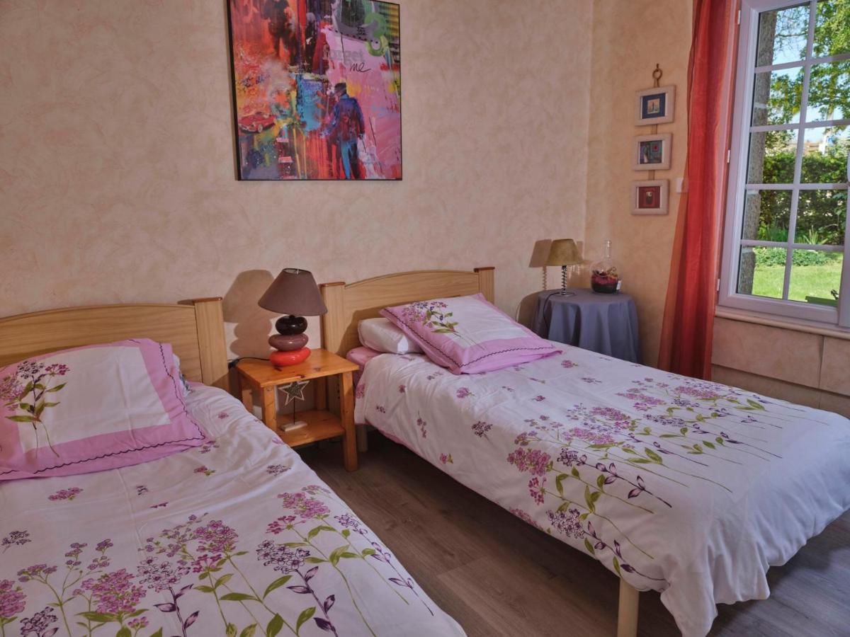Les Roses Bed and Breakfast Santec Εξωτερικό φωτογραφία